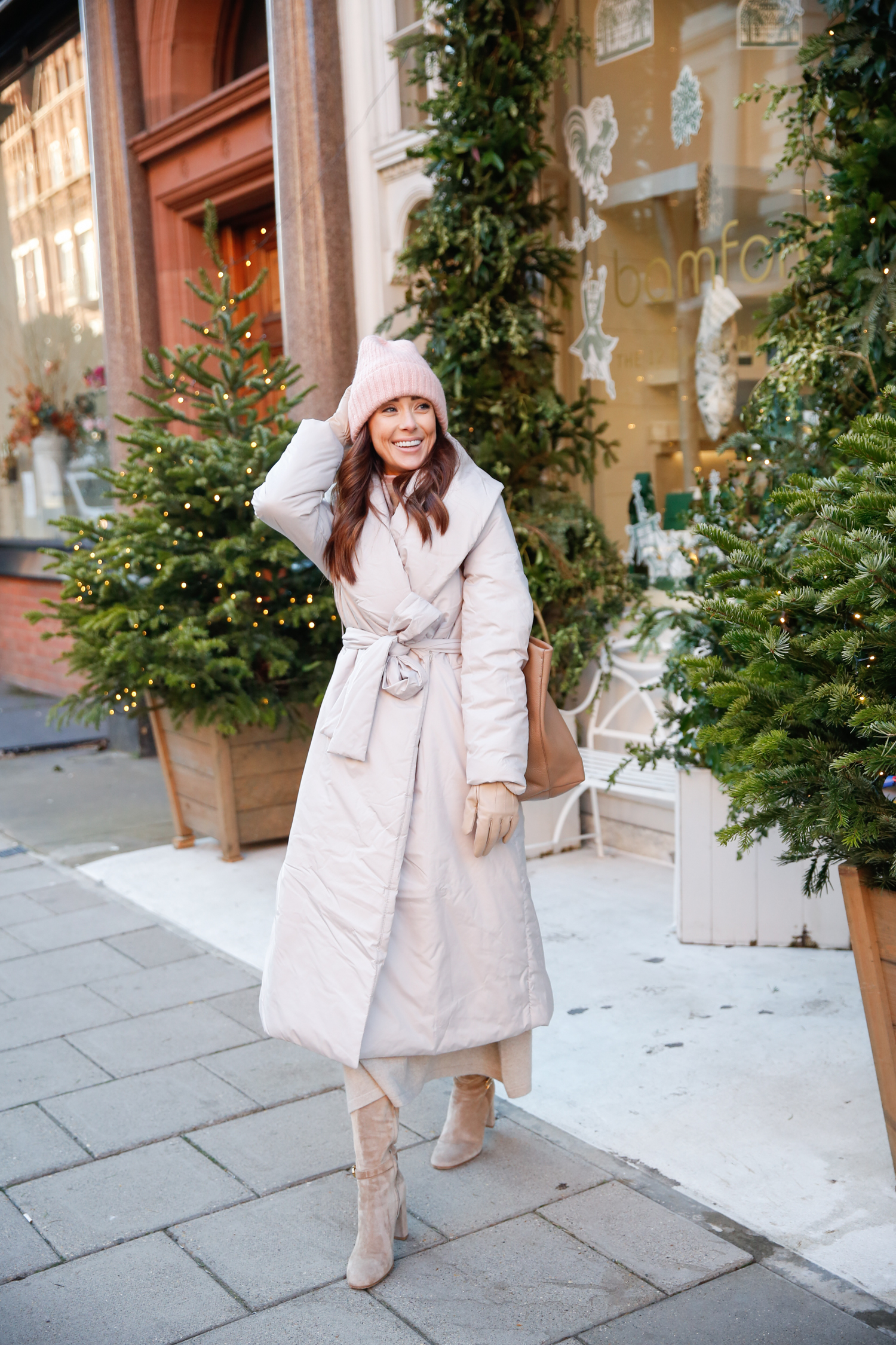 https://alysonhaley.com/wp-content/uploads/2022/12/brunette-woman-in-london-gray-down-jacket-winter-outfit-gianvito-rossi-suede-boots-free-people-pink-beanie13.jpg