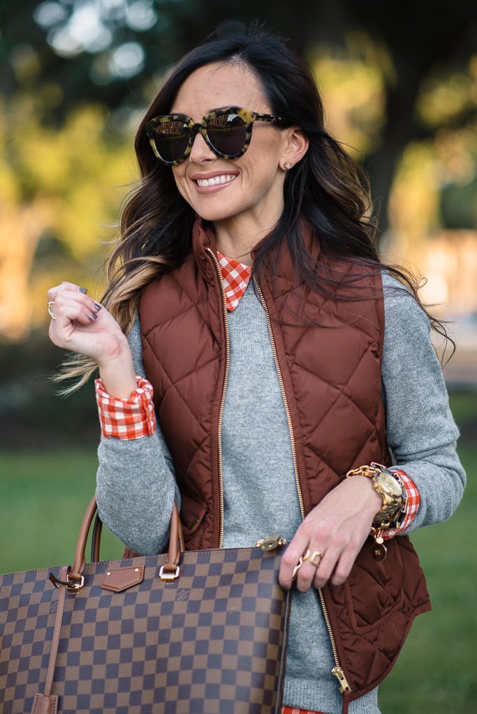 FALL OUTFIT WITH RUSTIC COLORS